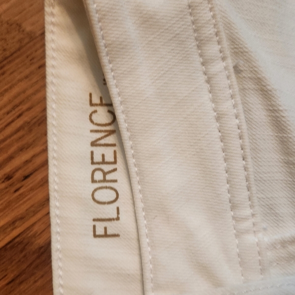 DL1961 Florence 4away 360 comfort Jeans White Sz 26 Premium denim stretch - Picture 8 of 11